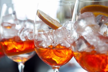 barda Aperol spritz içki