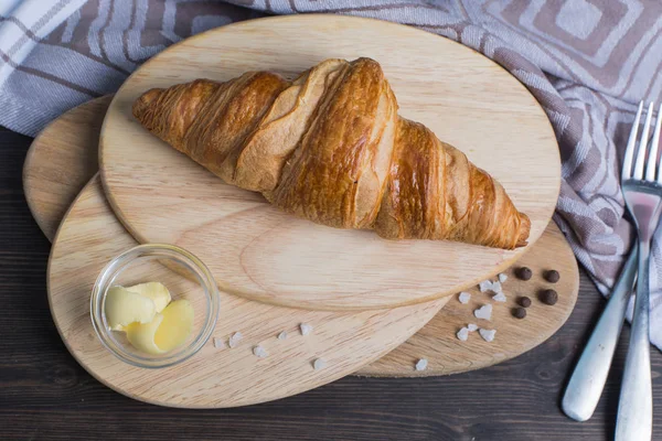 Croissant Manhã Sobre Mesa — Fotografia de Stock