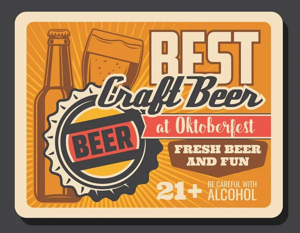 Sklo na pivo a láhev ležáku nebo piva. Oktoberfest — Stockový vektor