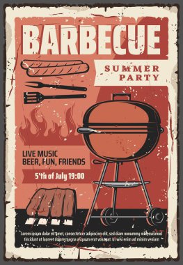 Barbekü sosisleri ve et ızgara yaz partisi.