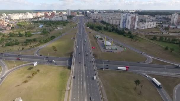 Snelweg viaduct luchtfoto — Stockvideo
