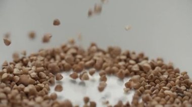 Buğday düşmek plaka üzerinde