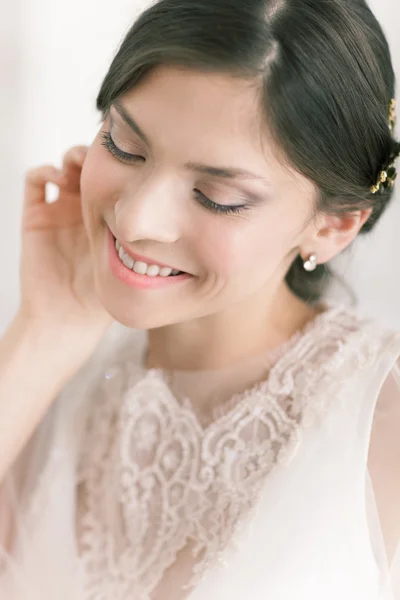 Boda. Hermoso retrato de novia —  Fotos de Stock