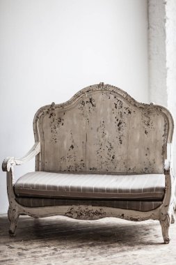 Beyaz Tekstil klasik tarzı vintage odası kanepe. Beyaz eski ba