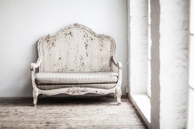 Beyaz Tekstil klasik tarzı vintage odası kanepe. Beyaz eski ba