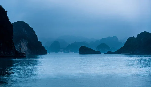 Paysage Karstique Dans Baie Halong Vietnam — Photo