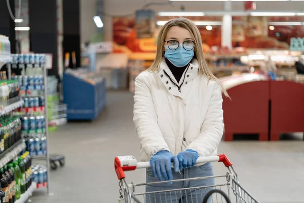 Effekterna Coronavirus Pandemi Shopping Ansiktsmask Butiker Åtgärder Pandemi — Stockfoto