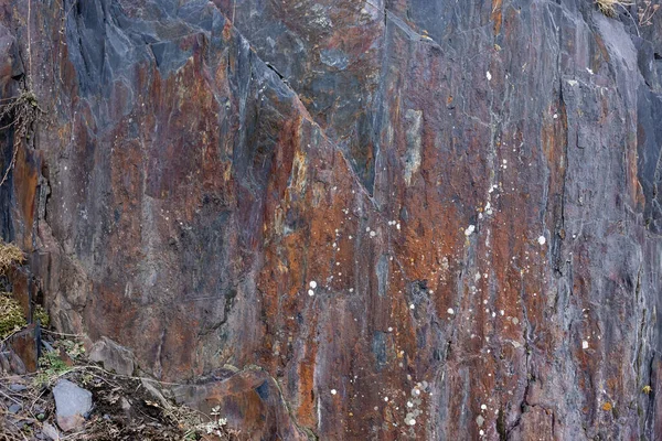 Yüzeyinde Çatlaklar Olan Kahverengi Taş Kaya Dokusu Metin Için Yer — Stok fotoğraf