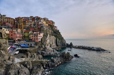 Pitoresk Manarola. Liguria, Cinque Terre. İtalya