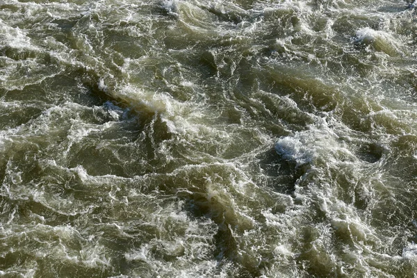 Stromend water close-up — Stockfoto