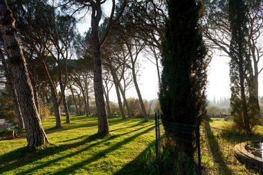 Parkof Lourmarin. Provence-Alpes-Cote d 'Azur. Fransa