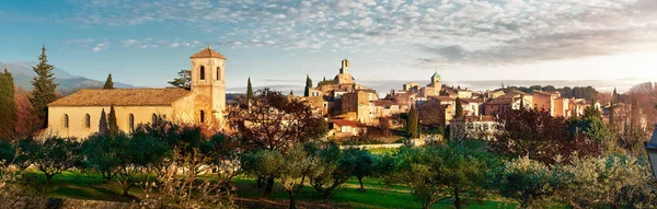 Πανόραμα της Lourmarin. Γαλλία — Φωτογραφία Αρχείου