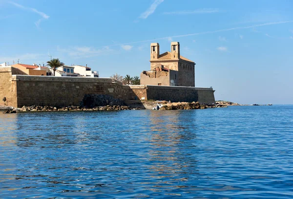 Church of St Peter och St Paul i ön Tabarca. Spanien — Stockfoto
