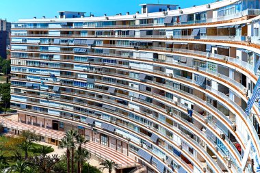 San Juan de Alicante yüksek katlı bina. Costa Blanca. İspanya