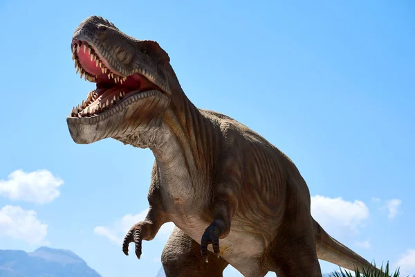 Tyrannosaurus rex im Dinopark Algar — Stockfoto