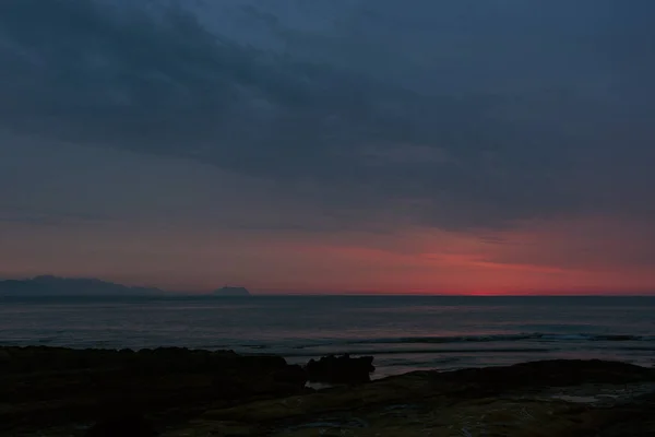 Mar Mediterráneo al amanecer — Foto de Stock