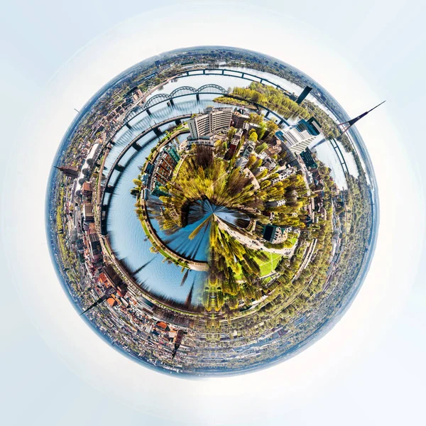 Panorama de la ciudad de Riga, Letonia — Foto de Stock