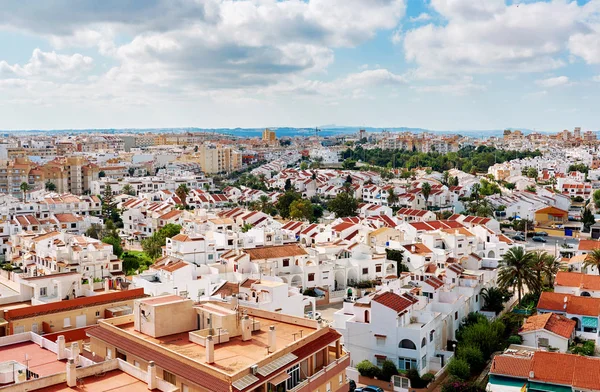 Городской пейзаж города Торревьеха. Испания — стоковое фото