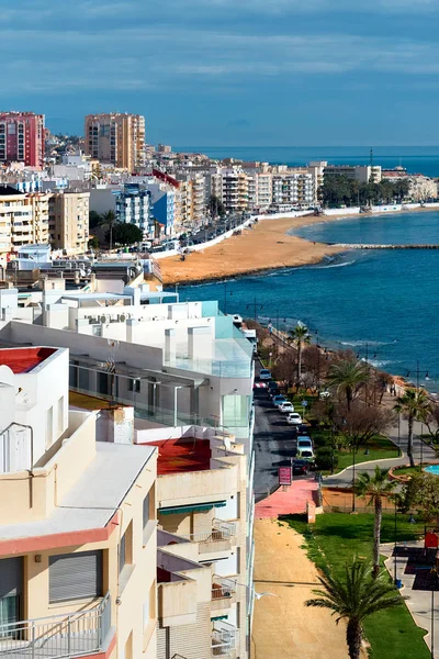 Spiaggia della città di Torrevieja. Costa Blanca. Spagna — Foto Stock