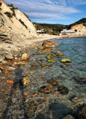 Kayalık Cala d'Hort plaj. Ibiza Adası, Balear Adaları. İspanya