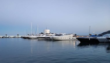 Santa Eulalia bağlantı noktası. Santa baki bir güzel resort Ibiza Adası'nın doğu kıyısındaki yeri. İspanya