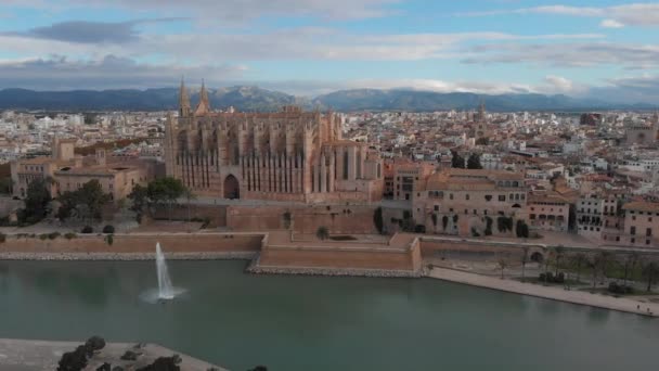 Légi Drón Pont Valós Idejű Kilátás Palma Mallorca Városkép Mérföldkő — Stock videók