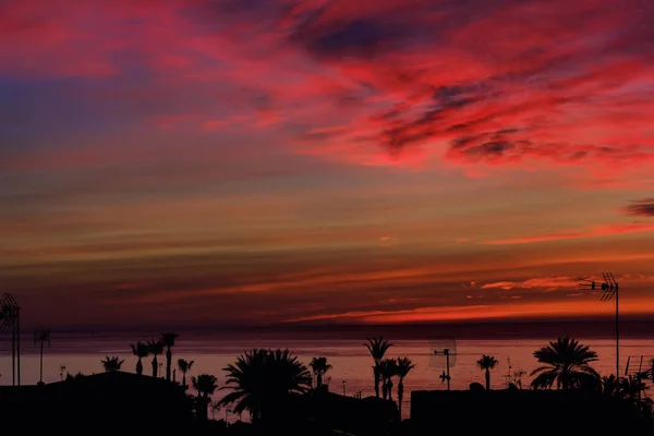 Nature background, fantastic bloody red coloured sunrise over Mediterranean Sea — Stock Photo, Image