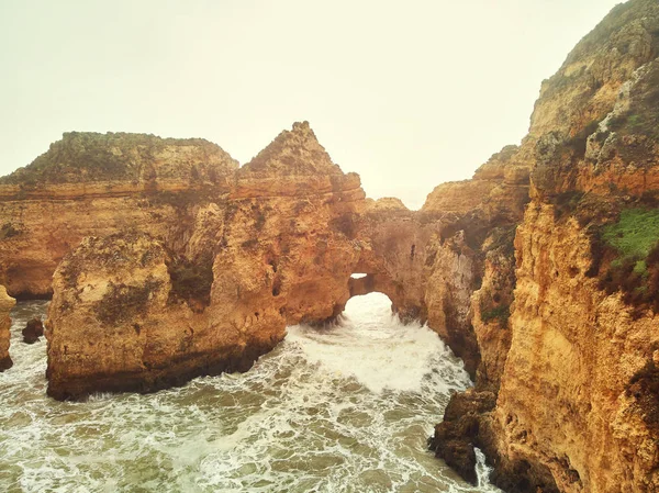 Luftaufnahme Von Der Landzunge Ponta Piedade Mit Felsformationen Gelb Goldenen — Stockfoto