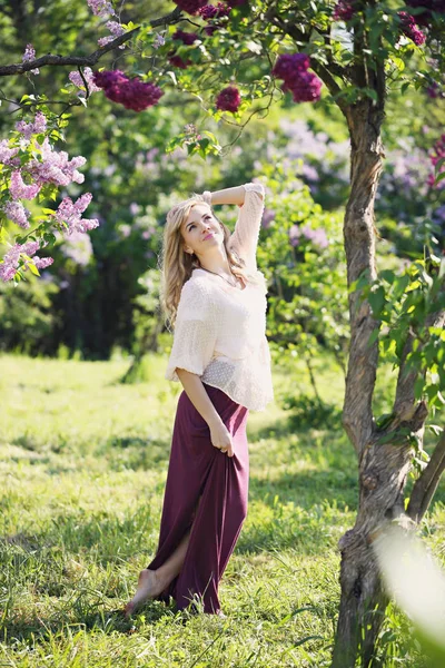 Feliz mulher livre — Fotografia de Stock