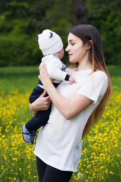 Retrato de mãe com filho — Fotografia de Stock