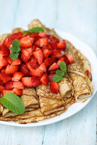 Postre con fresas —  Fotos de Stock