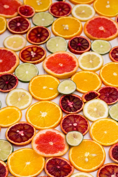 Zitrusfrüchte gemischt, Konzept der gesunden Ernährung — Stockfoto