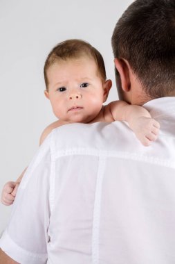 Bir çocuk babası ile portresi