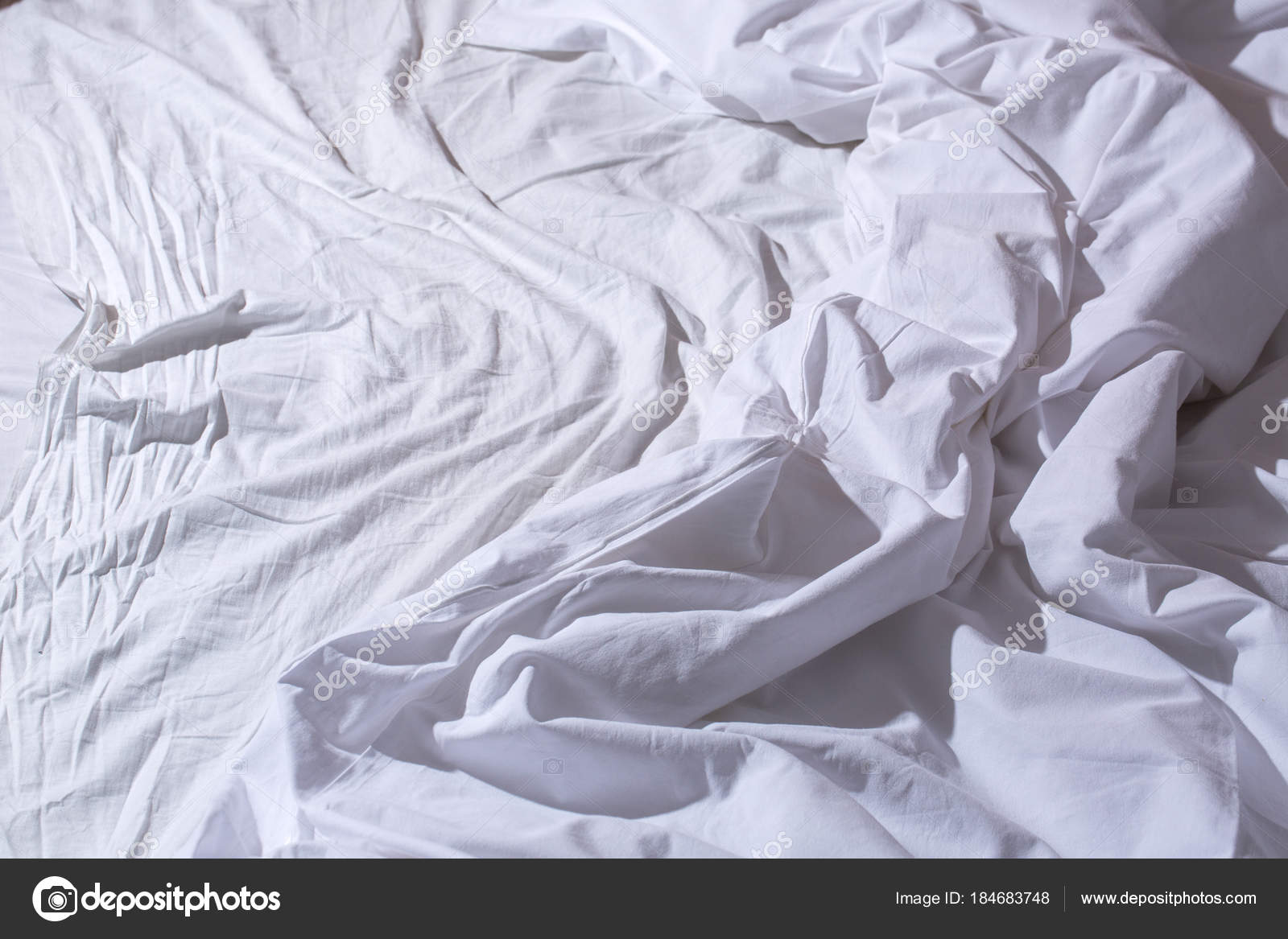 забыли что на простыне двое