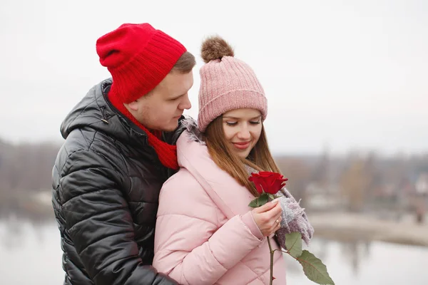 Guy and girl — Stock Photo, Image