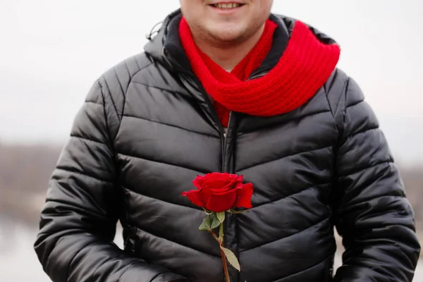 Guy with a rose, close-up — 图库照片