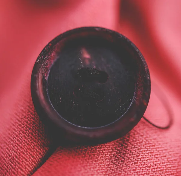 Czerwony przycisk makro — Zdjęcie stockowe