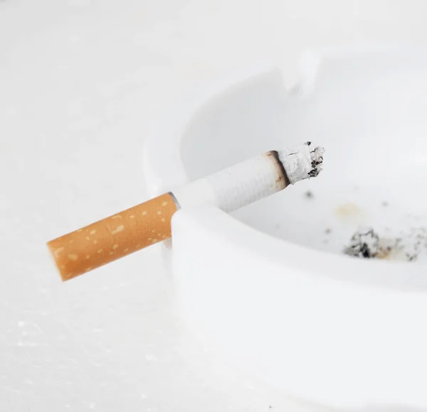 Cigarette in ashtray — Stock Photo, Image