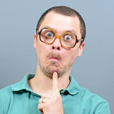 Clueless adam hakkında bir şey merak 