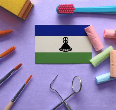 Enstrümanlı dişçi konsepti - Lesotho diş sağlığı sisteminin kavramsal görüntüsü