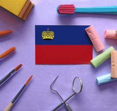 Enstrümanlı dişçi kavramı - Lichtenstein diş sağlığı sisteminin kavramsal görüntüsü