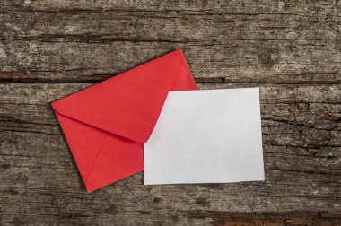 boş kartpostal zarf içinde