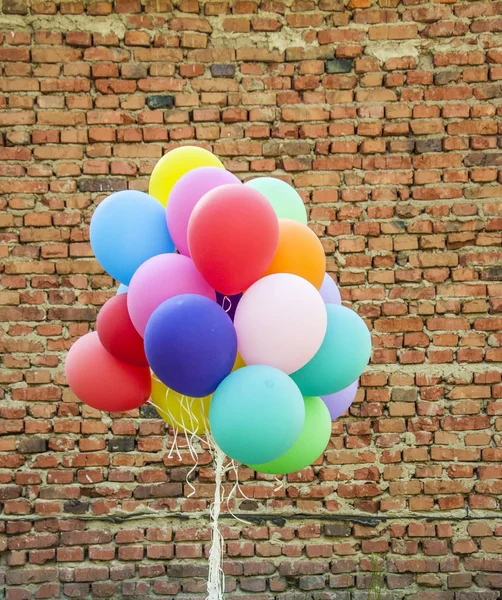 Mutlu kutlama parti arka plan ile renkli balonlar — Stok fotoğraf