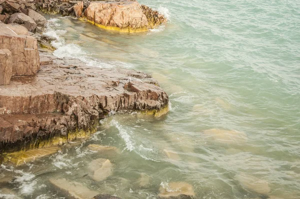 Roca y mar — Foto de Stock