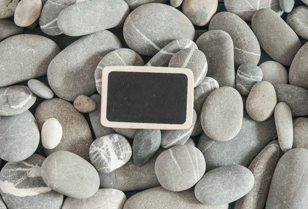 Zee concept achtergrond met lege papier, stenen en schelpen — Stockfoto