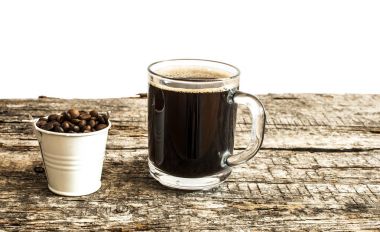 Bucke içinde kavrulmuş kahve çekirdekleri