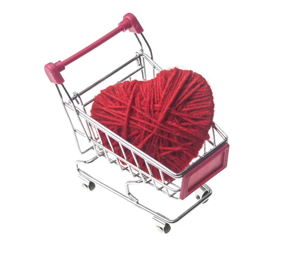 Red heart in shopping cart — Stock Photo, Image