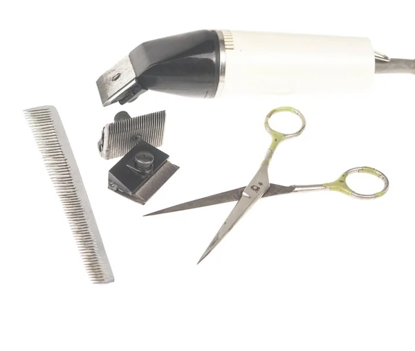 Barbeiro ferramentas de equipamentos de loja no fundo branco — Fotografia de Stock