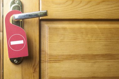 Lütfen bir sayı otel kapıda rahatsız etmeyin 