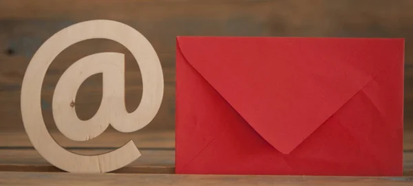 Enveloppes d'icône d'Internet de symbole d'email — Photo